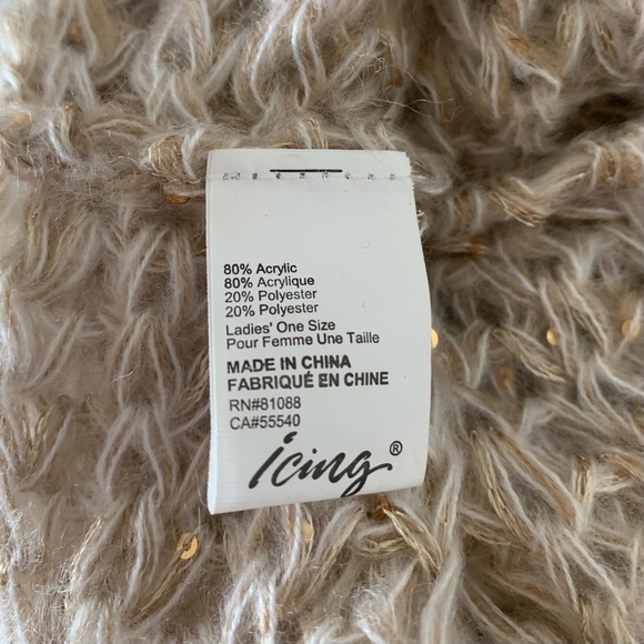 Scarf - Picture 4 of 4